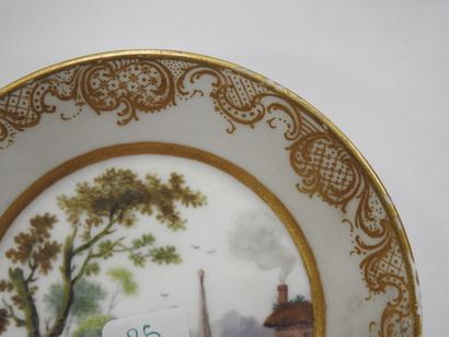 SEVRES : 
Soft-paste porcelain litron beaker...