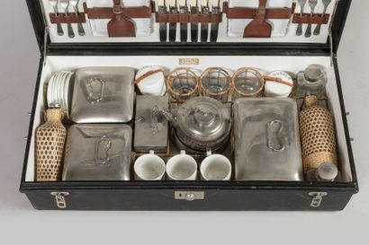 PICNIC SET by CORACLE, for HARRODS in London:...
