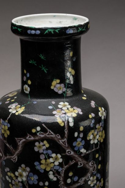 CHINA - Early 20th century: Pair of polychrome...