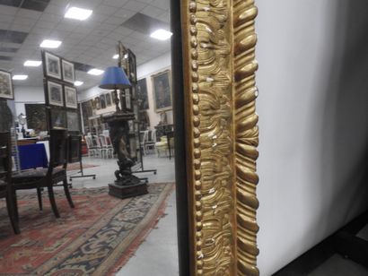 GRAND MIROIR de forme rectangulaire en bois...