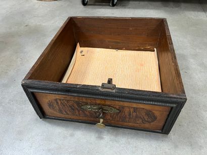 Importante ARMOIRE en bois naturel, bois...