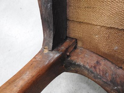 PAIRE DE FAUTEUILS cabriolet en bois naturel...