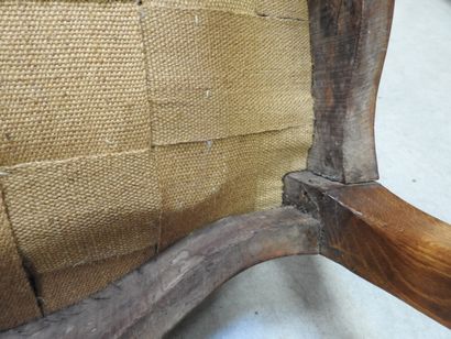 PAIRE DE FAUTEUILS cabriolet en bois naturel...