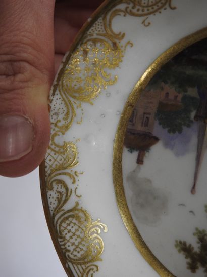 SEVRES : 
Soft-paste porcelain litron beaker...