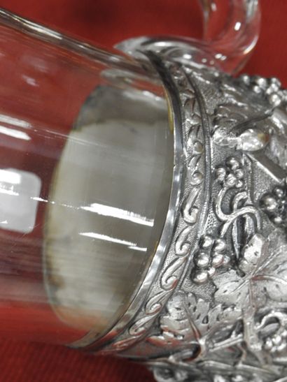 Robert LINZELER - Paris : Two crystal pitchers...