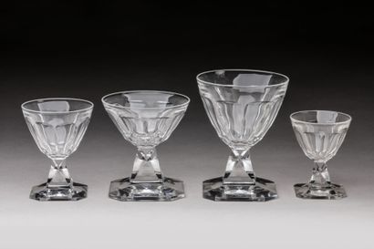 BACCARAT: Rare 44-piece La Tour Maubourg...
