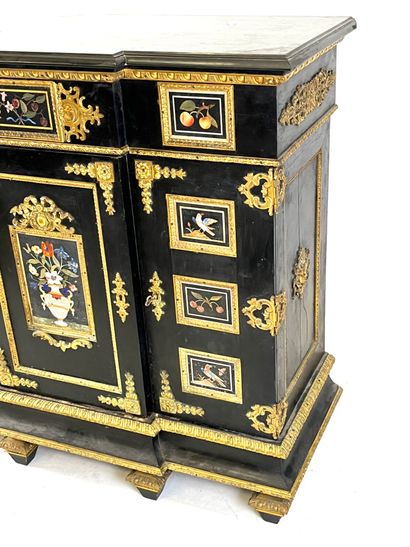 RARE MEUBLE A HAUTEUR D'APPUI en placage...
