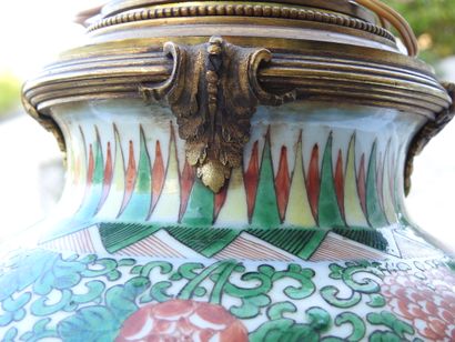 CHINE - Epoque KANGXI (1662-1722) 
Potiche...
