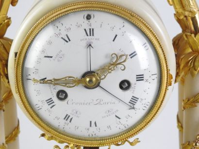 PENDULE PORTIQUE in white marble and gilt...