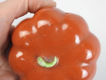 CHINA - 19th century
Pair of tomatoes in...