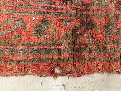 SMYRNE, Turquie: Important tapis en laine...