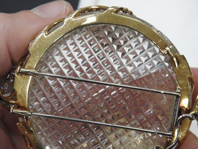M. GERARD: Necklace in yellow gold 750 thousandths...