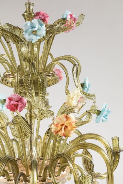 MURANO : IMPORTANT LUSTRE sur deux étages...