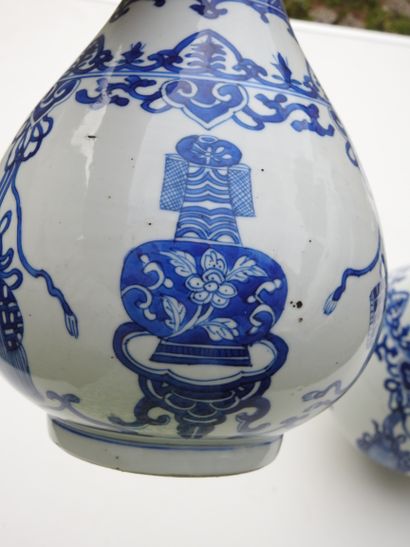 CHINE - Epoque KANGXI (1662 - 1722)
Paire...
