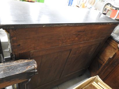RARE MEUBLE A HAUTEUR D'APPUI en placage...