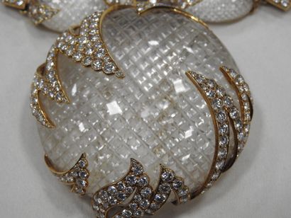 M. GERARD: Necklace in yellow gold 750 thousandths...