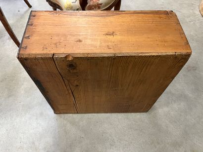Importante ARMOIRE en bois naturel, bois...