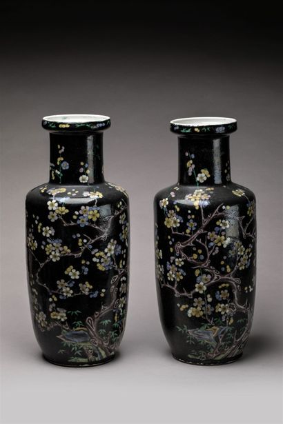 CHINA - Early 20th century: Pair of polychrome...