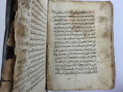 LIVRE MANUSCRIT en calligraphie à l'encre...