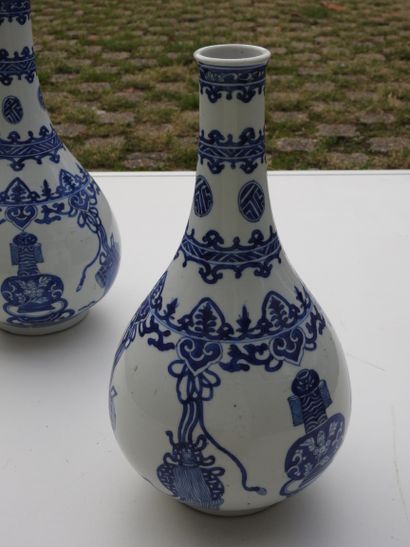 CHINE - Epoque KANGXI (1662 - 1722)
Paire...