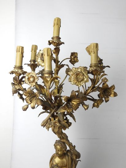IMPORTANTE GARNITURE DE CHEMINEE 