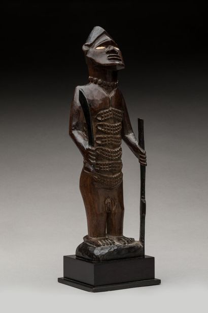 BEMBE, République Démocratique du Congo.
Bois,...