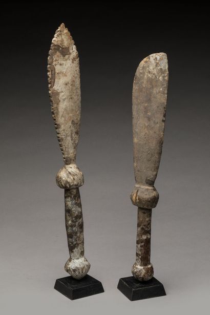 Deux épées cérémonielles, BAOULE, Cote d'Ivoire.
Bois,...