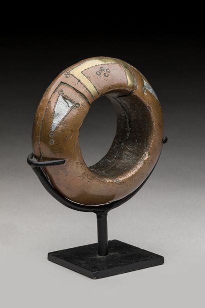 Superbe et ancien bracelet circulaire en...