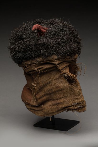 PENDE, République Démocratique du Congo.
Bois,...