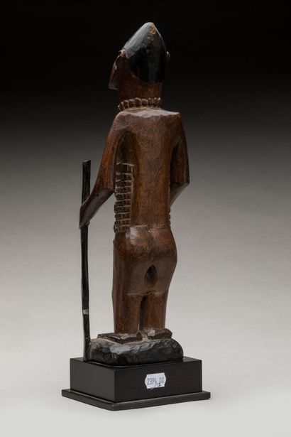 BEMBE, République Démocratique du Congo.
Bois,...