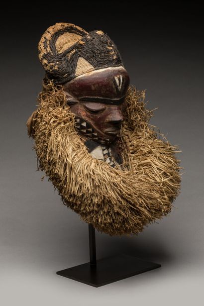 PENDE, République Démocratique du Congo.
Bois,...