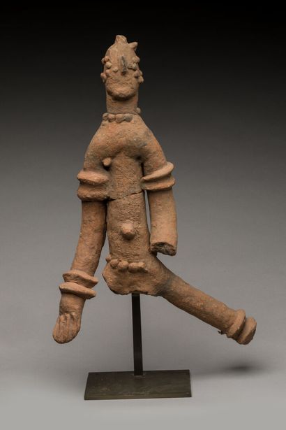 BANKONI, Mali.
Sculpture en terre cuite représentant...