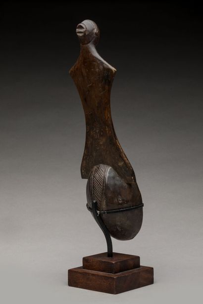 LUBA, République Démocratique du Congo.
Bois...