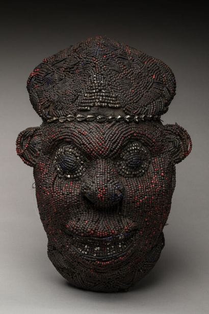Masque de princesse « Kom » recouvert de...
