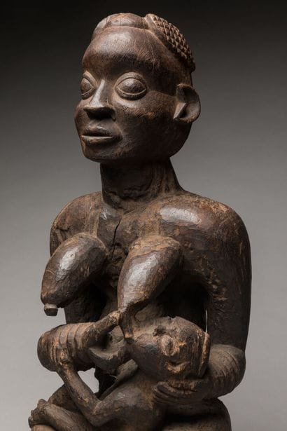 BANGWA, région de l'ouest Cameroun.
Bois...