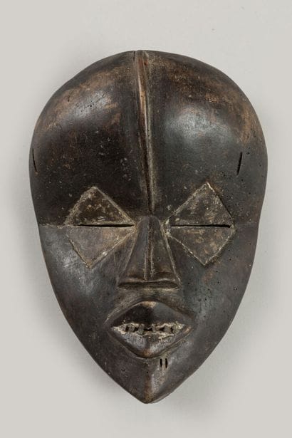 DAN, région de Danané, Libérai/Côte d'Ivoire.
Bois...