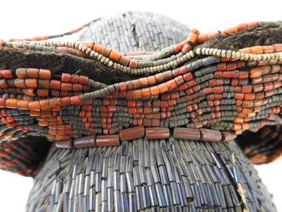 BAMILEKE, Cameroun.
Sculpture cérémonielle...