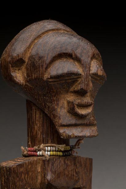 SONGYE, République Démocratique du Congo.
Bois,...