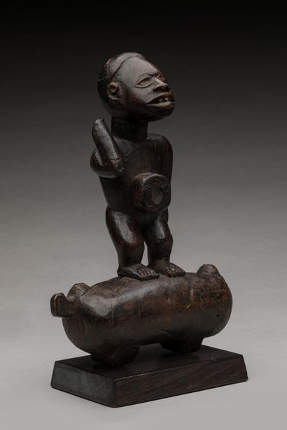 KONGO, République Démocratique du Congo.
Bois,...