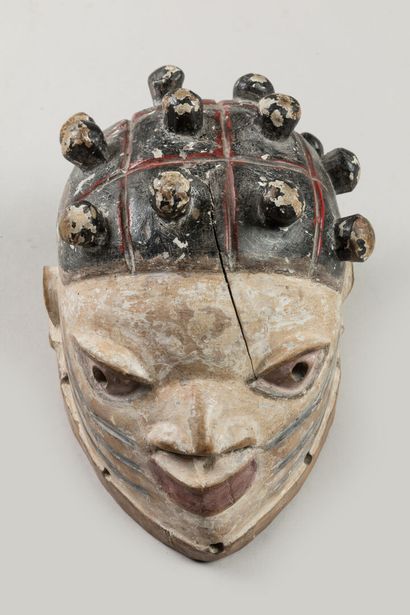 YOROUBA, Nigéria.
Bois, pigments polychromes.
Cimier...