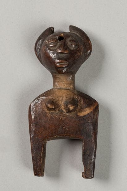 BAOULE, Côte d'Ivoire.
Bois dur, patine d'usage...