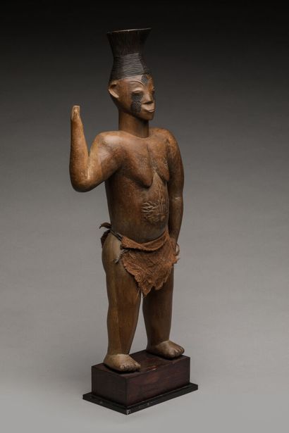 MANGBETU, République Démocratique du Congo.
Bois...