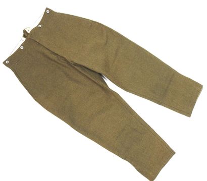 UNIFORMES. Pantalon-culotte modèle 1921 pour...
