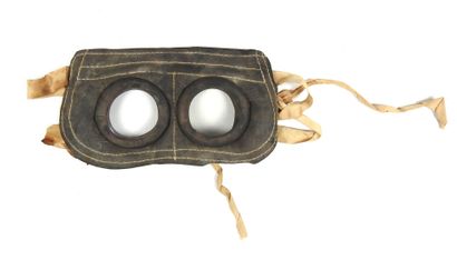 EQUIPEMENTS. Lunettes anti-gaz Meyrowitz...