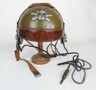 COIFFURES. Casque de DCA modèle 1936 à bombe...