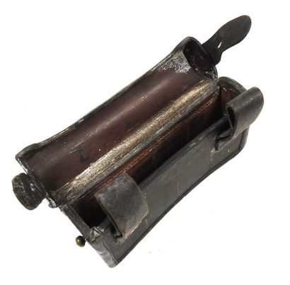 EQUIPEMENTS. Cartouchière modèle 1882 non...