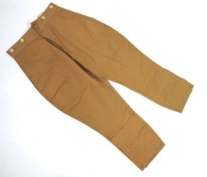 UNIFORMES. Pantalon-culotte modèle 1921/35...