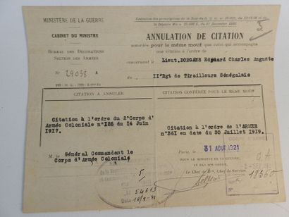 DOCUMENTS. Ensemble de citations et de diplômes...