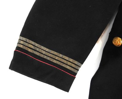 UNIFORME. Tunique modèle 1873 de capitaine...