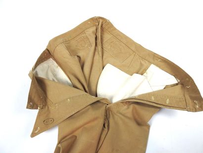 UNIFORMES. Lot de 2 pantalons droits en toile...